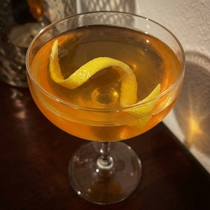 An image of the Angel Face cocktail submitted by Toby that contains London Dry Gin, Applejack, Apricot Brandy and Lemon
