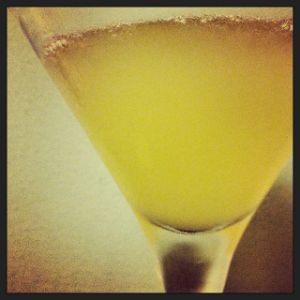 An image of the Bee's Knees cocktail submitted by n0tquitethere that contains London Dry Gin, Honey Syrup and Lemon