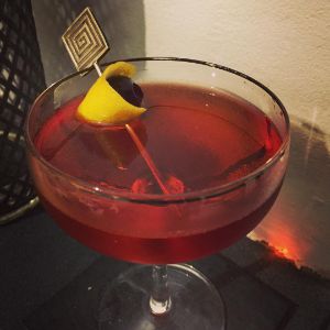 An image of the Boulevardier cocktail submitted by n0tquitethere that contains Bourbon, Turin Bitters, Sweet Vermouth and Cocktail Cherry