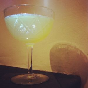 An image of the Bullseye cocktail submitted by n0tquitethere that contains London Dry Gin, Lemon, Orange and Ginger Liqueur