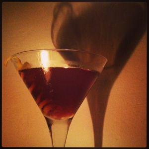 An image of the Manhatten cocktail submitted by n0tquitethere that contains Rye Whiskey, Sweet Vermouth, Grand Marnier, Angostura Bitters and Lemon