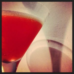 An image of the The Monkey Gland cocktail submitted by n0tquitethere that contains London Dry Gin, Orange, Grenadine and Absinthe