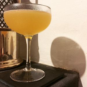 An image of the Mrs Doyle cocktail submitted by n0tquitethere that contains Irish Whiskey, Swedish Flaggpunsch, Lemon and Simple Syrup