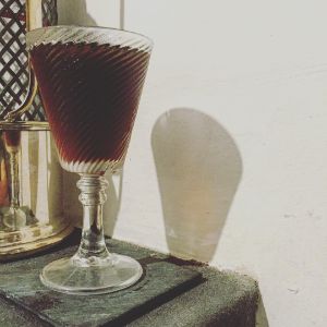 An image of the Somerset Royale cocktail submitted by n0tquitethere that contains Sweet Vermouth, Cider Brandy, Sloe Gin and Coffee Liqueur